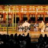 Pertunjukan Kyoto Takigi Noh di Kuil Heaian pada 1 Juni 2024 (Kyoto Shimbun). Pertunjukan Kyoto Takigi Noh di Kuil Heaian pada 1 Juni 2024 (Kyoto Shimbun).