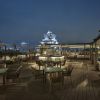 Pemandangan Kastil Osaka dari Blue Birds Rooftop Terrace di malam hari (Tabelog). Pemandangan Kastil Osaka dari Blue Birds Rooftop Terrace di malam hari (Tabelog).