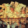 Kendaraan hias raksasa yang memenuhi rute parade Hirosaki Neputa Festival. Kendaraan hias raksasa yang memenuhi rute parade Hirosaki Neputa Festival.