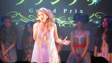 gals enka - momoyo fukuda