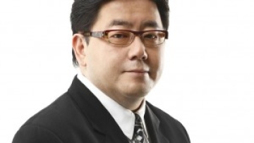 20120920_akimotoyasushi-300x299