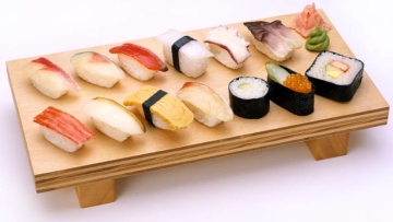 sushi_woodenplate