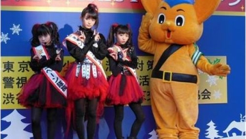 BABYMETAL-shibuyastation-campaign-police-japan