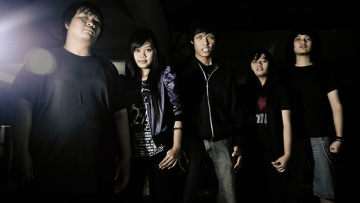 Giga-of-Spirit---Anton-(Drum),-Raeyukinita-(Voc),-Kira-(Voc),-Suaz-(Bass),-Ilham-(Gitar)