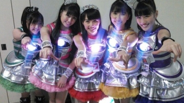 momoiro clover z - kohaku 002