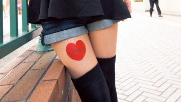 thigh-advertising-Japan1
