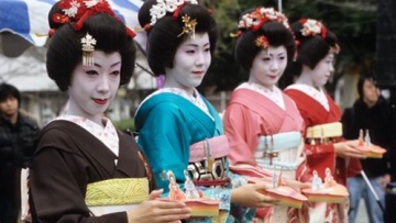 edo-nagashibina-festival-japan