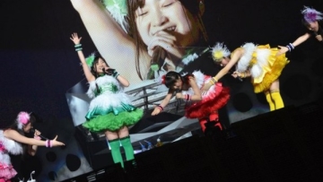 momoiro clover z - 5th dimension tour 01