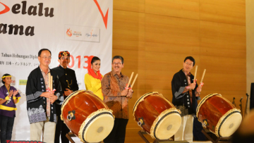 TRA_8245-1-(Opening)