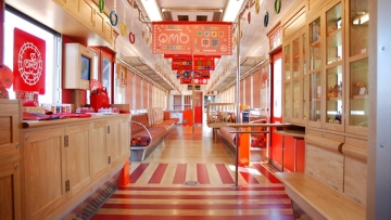 Kereta_unik_di_jepang_09