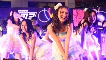 JKT48-Fortune-Cookies-Handshake-01