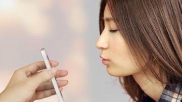 kisushiyo-lets-kiss-app-candle-blow-japan