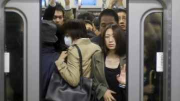 crowded train