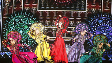 momoclo-japan-tour-2013-gounn