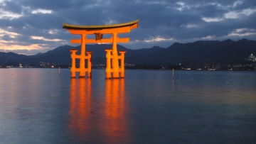 Miyajima-Shrine-Tour