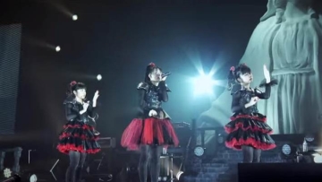 today-babymetal-140418-01_e289411a83670d56cfec38d3693cfa80.nbcnews-ux-720-400