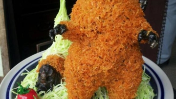 Godzilla goreng (1)