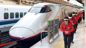 bullet-train-cleaners21