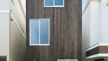 muji-house-tate-no-ie-vertical-home-1