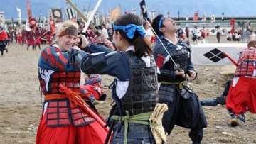 peringatan-perang-kawanakajima-di-perfektur-yamanashi-jepang_1