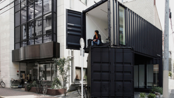 tomokazu-hayakawa-container-corner-designboom (1)