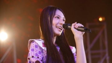 Sagara-Iori-Makes-Her-Debut-as-Member-of-Nogizaka46-620x400