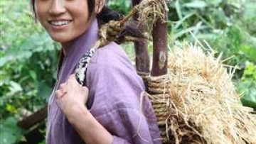 maeda-atsuko_Nobunaga_Concerto