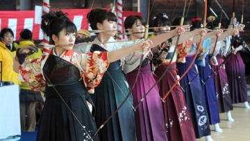 tumblr_nbns0w8uND1r6u5b6o1_500