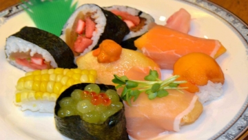 Manisnya sushi buah-buahan di Wakayama mendulang kesuksesan