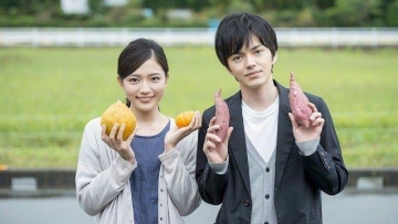 Haruna Kawaguchi & Kento Hayashi berperan dalam film live-action Nigakute Amai