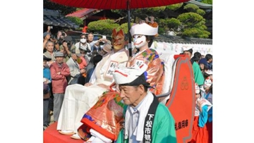 Iring-iringan pengantin Kitsune memukau penonton di acara Yamaguchi Festival2