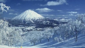 5 Lokasi Terbaik di Jepang untuk Berolahraga Ski & Snowboard