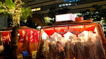 Yatai, warung makanan di Jepang yang tetap buka di musim dingin (1)