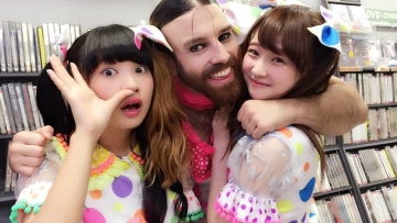 LADYBABY - aishaanime.blogspot.com