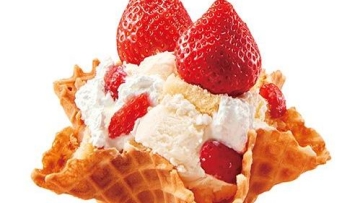 Es Krim Strawberry Amaou