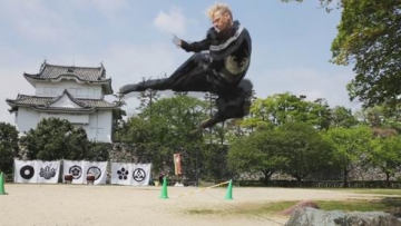 American Ninja in Japan Ninja Bule Pertama di Jepang