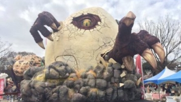 Parade Monster Raksasa Buat Kegemparan di Tokyo 3