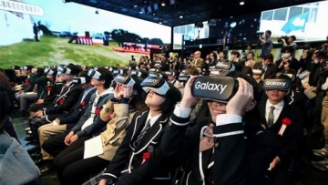 Sugoi! Sekolah di Jepang Gunakan Virtual Reality Menyambut Murid Baru! (1)