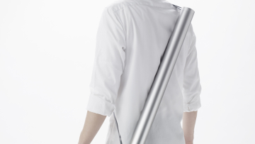 Tabung ini Berisi Segala Macam Peralatan Keselamatan Saat Bencana 1