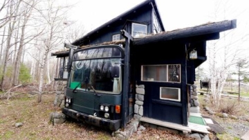 Unik, Bus Bekas di Jepang Bisa Disulap Menjadi Rumah! (1)