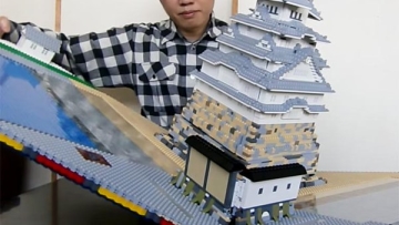 Sugoi! Ahli Lego Jepang Ciptakan Replika Kastil Himeji Yang Bisa Dilipat! (1)