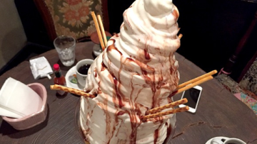 Es Krim Sundae Jumbo Parfait Day Jepang