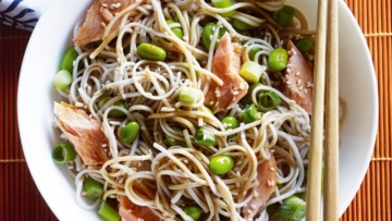 Resep Mie Soba dengan Saus Salmon dan Ponzu