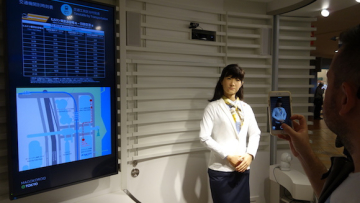 Robot Android Mall Jepang Layani Pengunjung Dalam 3 Bahasa 1 Robot Android Mall Jepang Layani Pengunjung Dalam 3 Bahasa 1