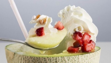 Soda Melon Segar Sejukkan Musim Panas di Jepang (1)