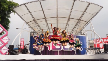 Catatan Unik FES☆TIVE Saat Tampil di Indonesia (14)