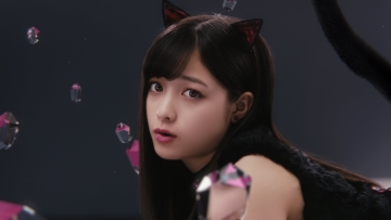 Kawaii, Kanna Hashimoto Tampil Menggemaskan Sebagai Kucing Bergitar