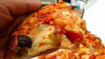 restoran-pizza-berkolaborasi-dengan-tim-fitness-hadirkan-diet-pizza-4 restoran-pizza-berkolaborasi-dengan-tim-fitness-hadirkan-diet-pizza-4