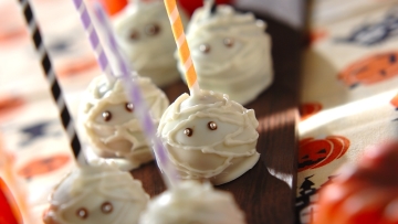 imutnya-lollipop-halloween-berbentuk-mumi