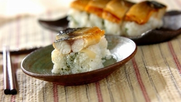 lezatnya-sushi-tenggiri-panggang-khas-jepang